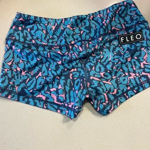 Fleo shorts